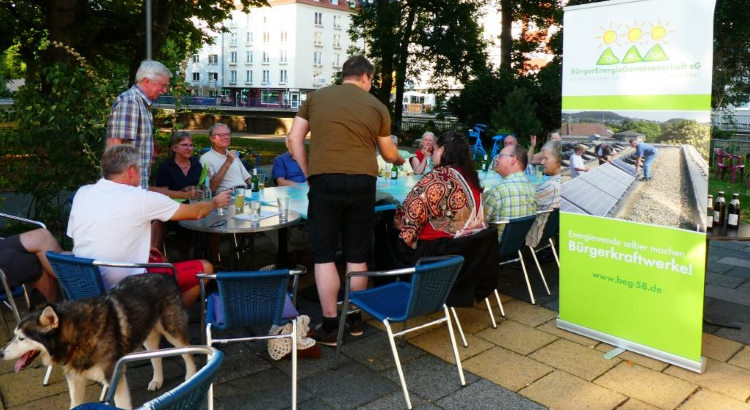 Aktivenfest der Bürgerenergiegenossenschaft BEG-58 im August im AllerWeltHaus in Hagen