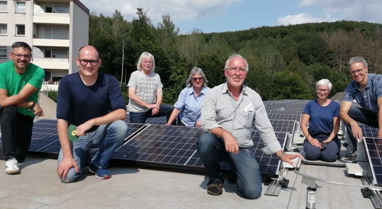 Dach mit Photovoltaikanlage des Neubaus der Kita Timmerbeul in Ennepetal von „die Voerder“