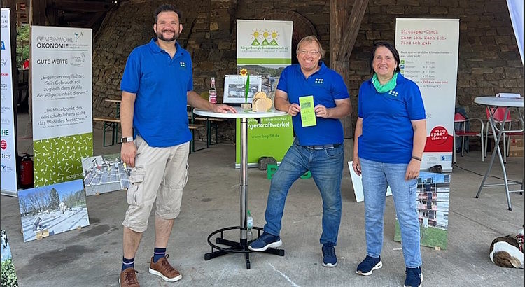 Das Team und der Stand der BEG-58 auf dem Ökomarkt in Witten